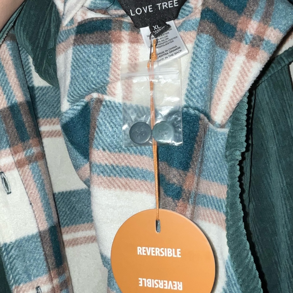 Love Tree•Reversible Plaid & Green Utility Jacket - Picture 7 of 15